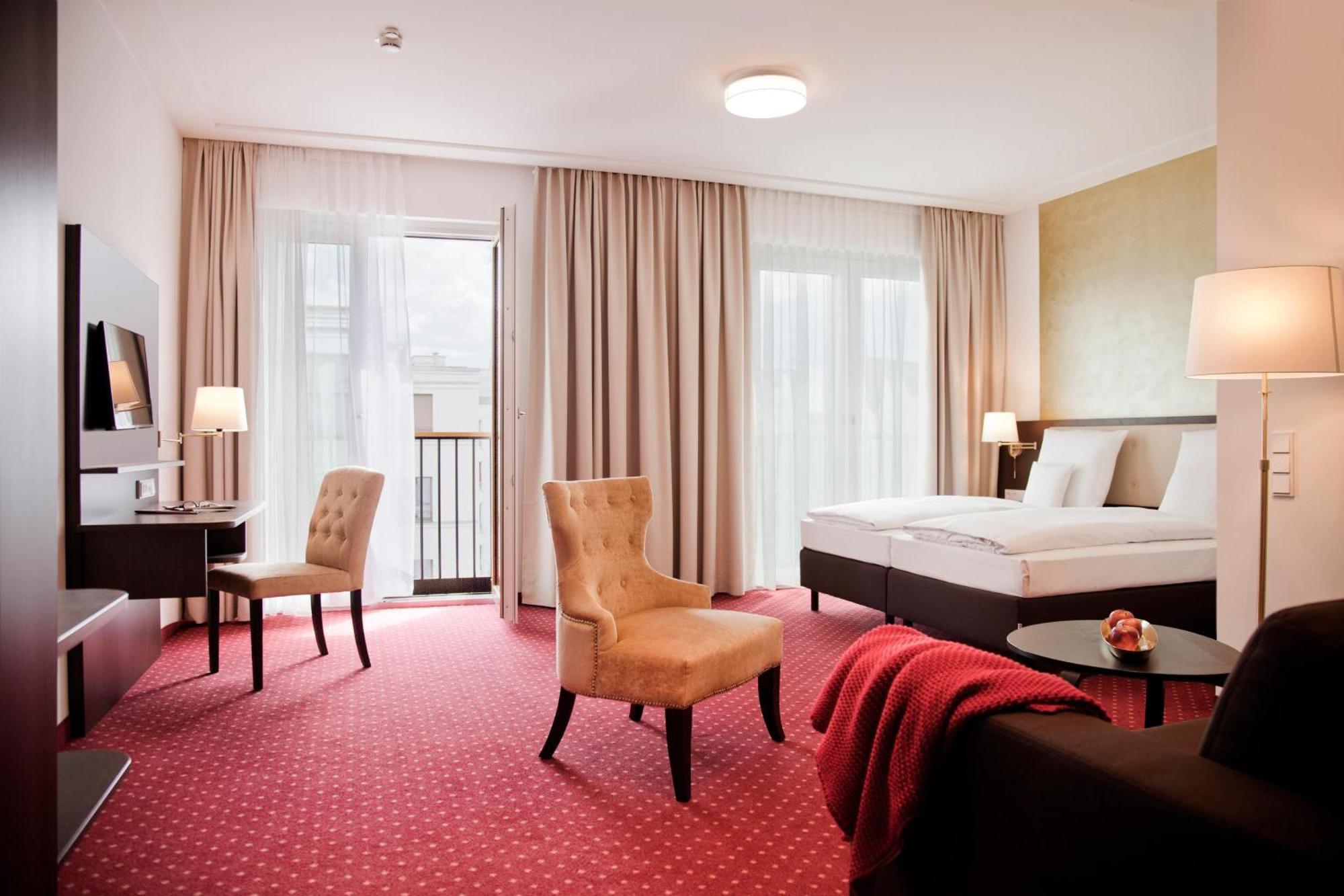 Gold Palais Hotel Berlin Exterior photo